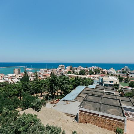 Ferienwohnung Panoramic Penthouse Chios Town Exterior foto